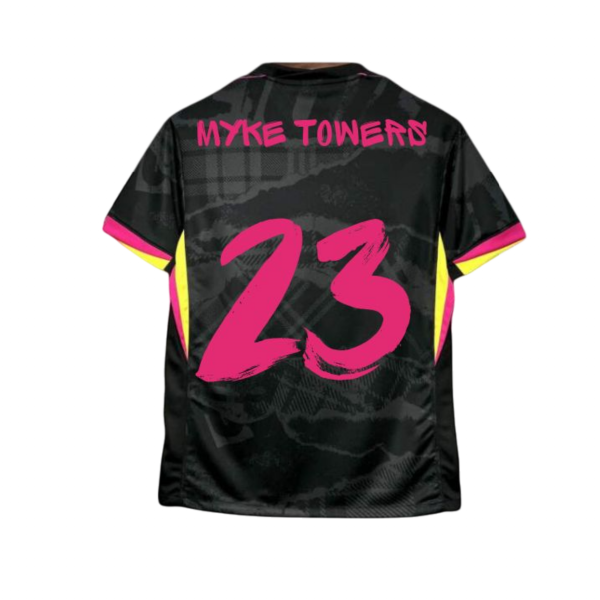 Chelsea x Myke Towers camiseta - Image 2