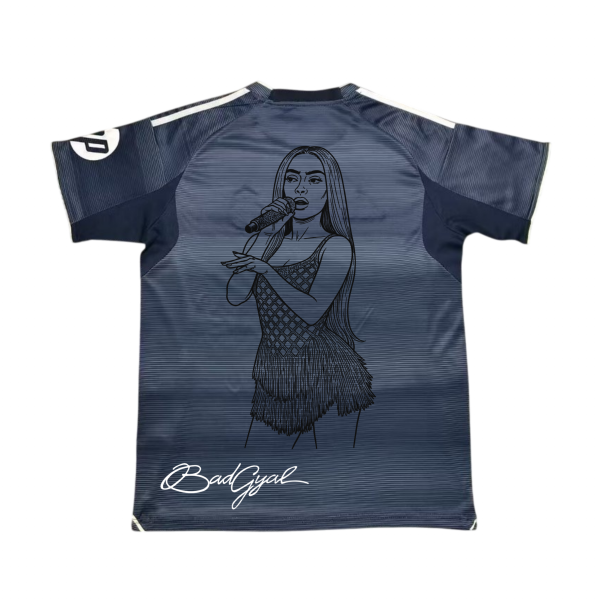 Madrid x Bad Gyal camiseta - Image 2